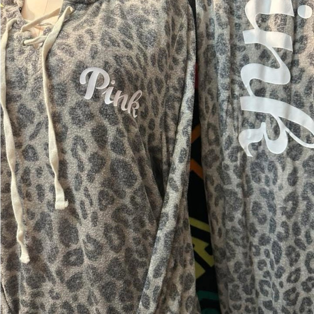 Gray Leopard Print Cozy set HTF - Picture 2 of 3